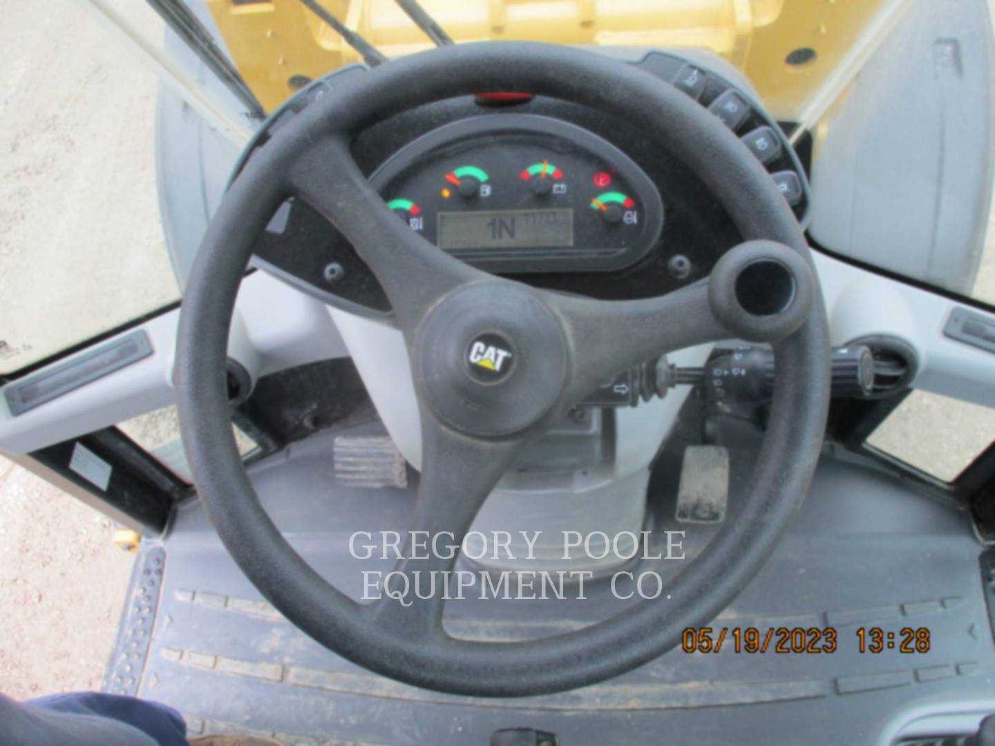 2021 Caterpillar 906M Wheel Loader