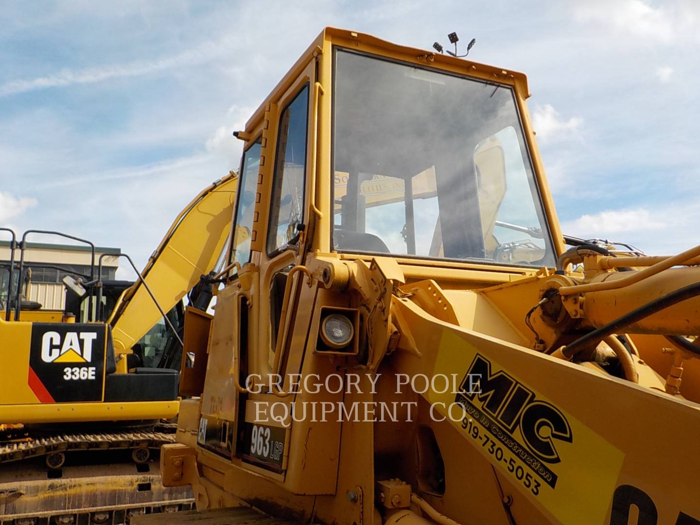 1984 Caterpillar 963LGP Compact Track Loader