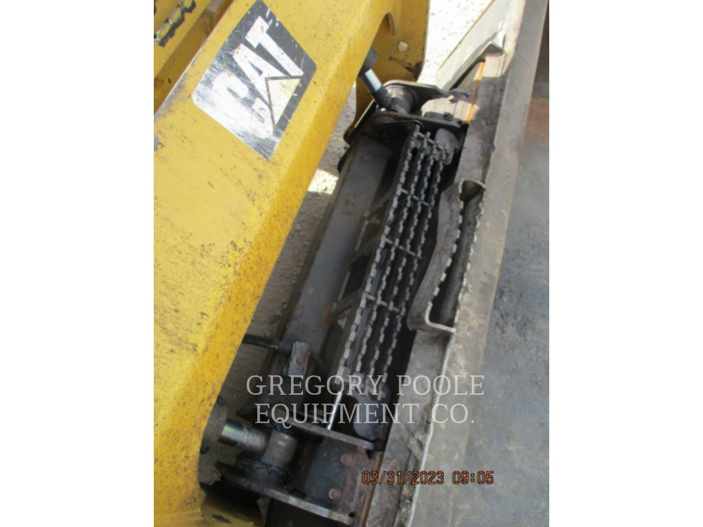 2015 Caterpillar 262D Skid Steer Loader