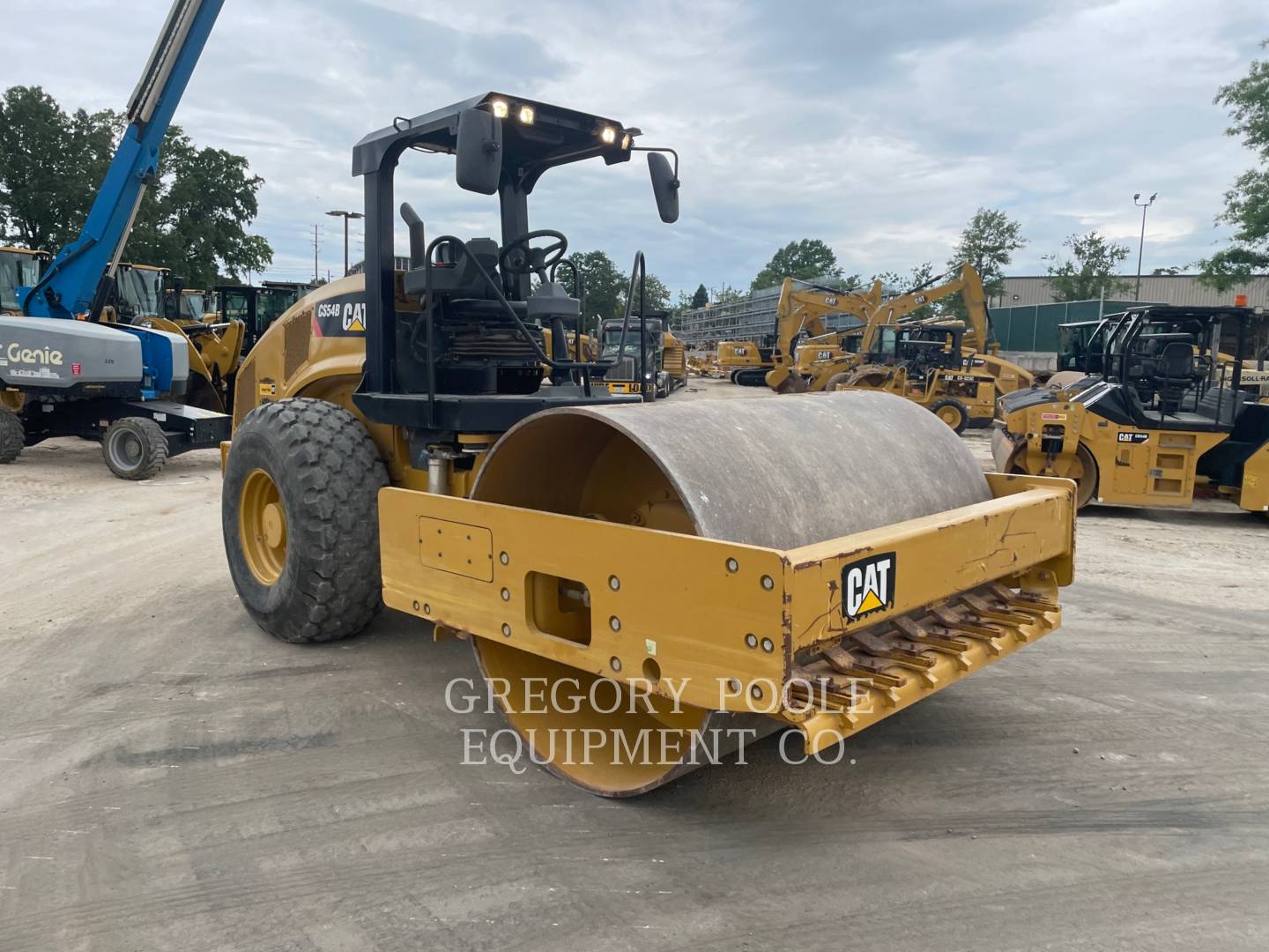 2018 Caterpillar CS54B Vibratory Single