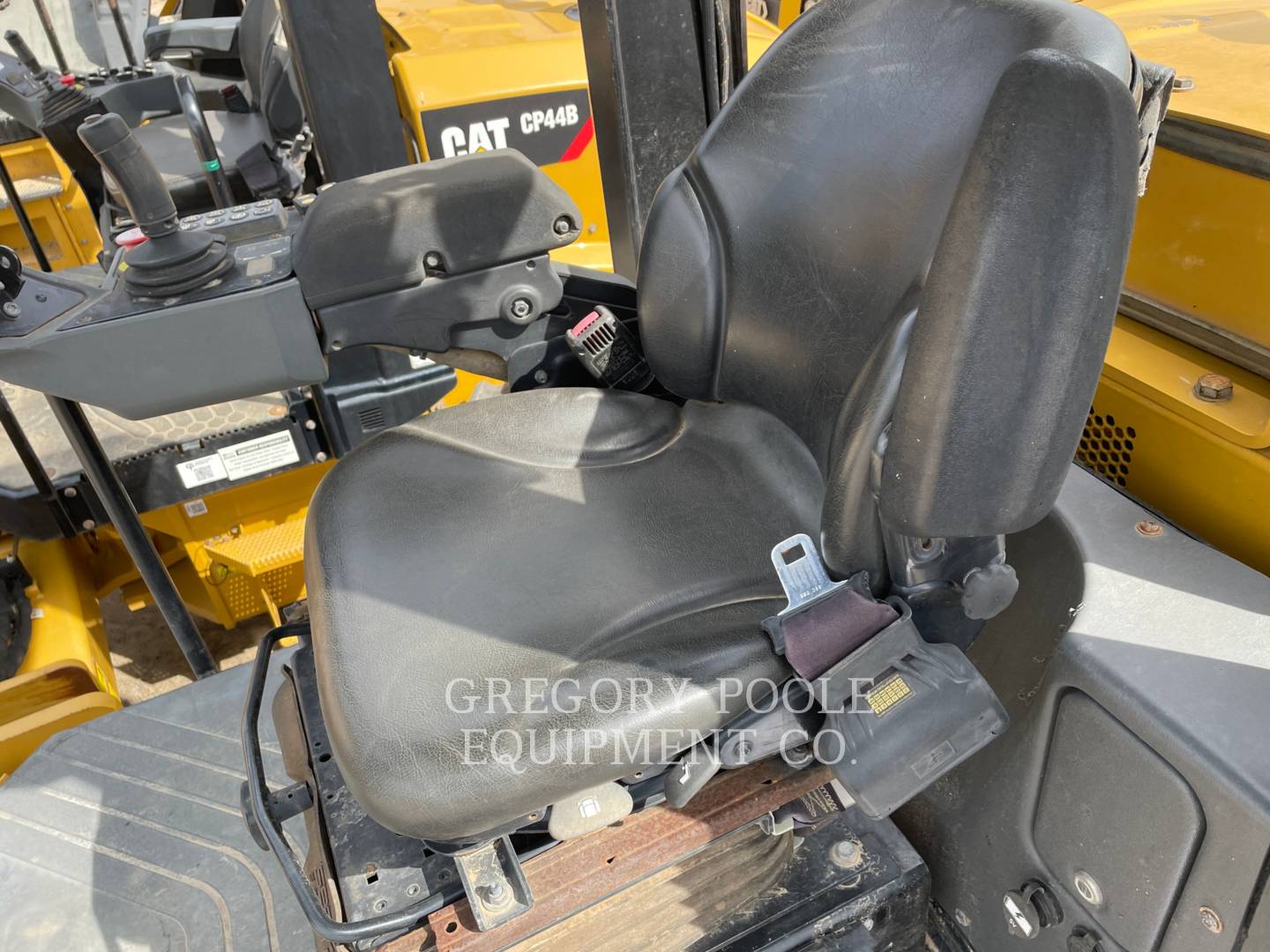 2018 Caterpillar CS54B Vibratory Single