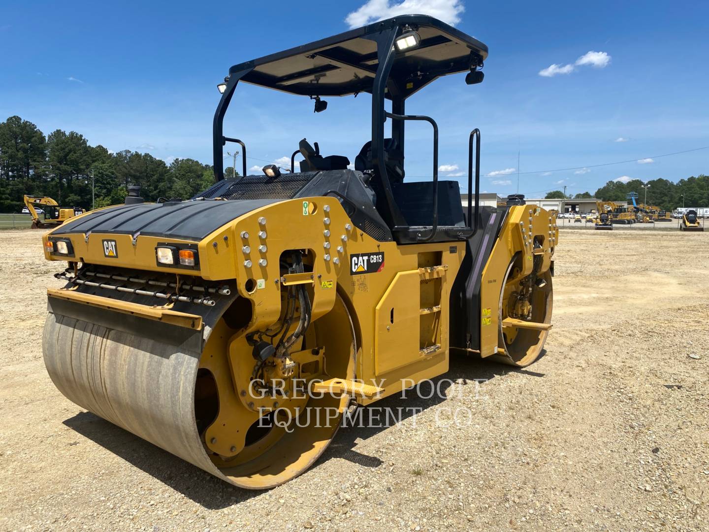 2019 Caterpillar CB13 Vibratory Double