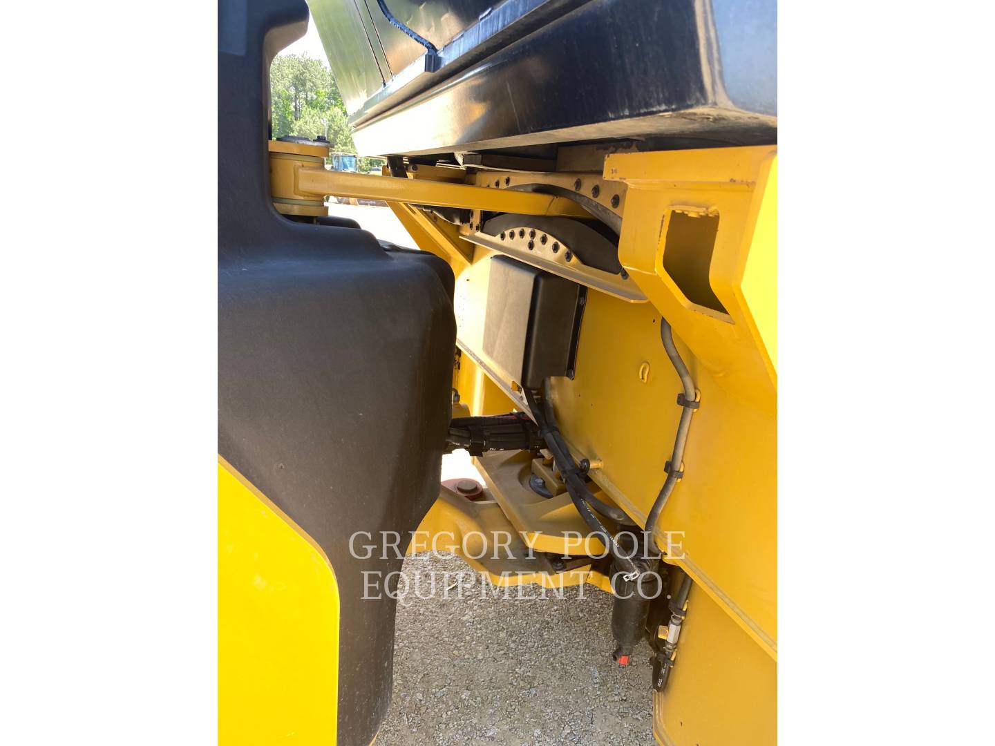 2019 Caterpillar CB13 Vibratory Double