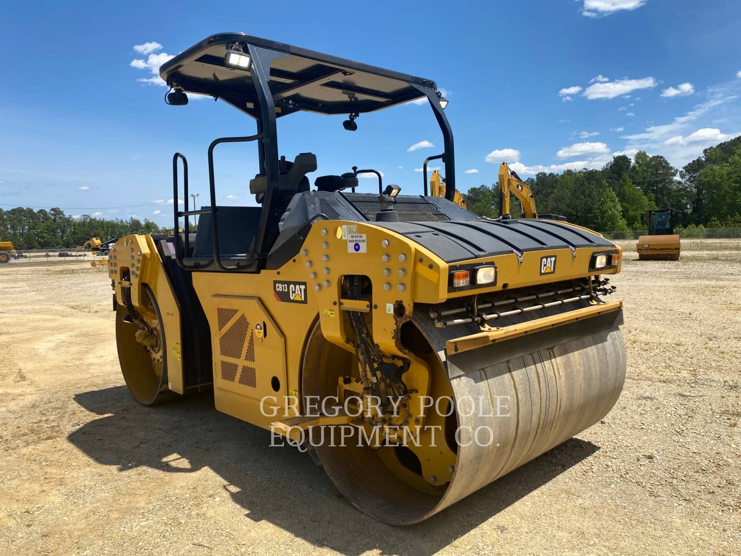 2019 Caterpillar CB13 Vibratory Double