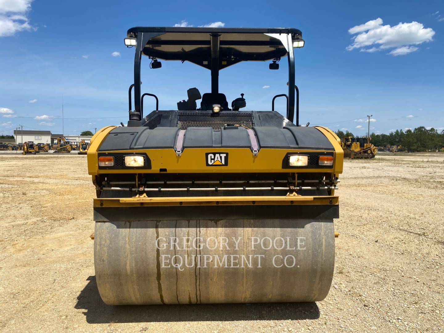 2019 Caterpillar CB13 Vibratory Double