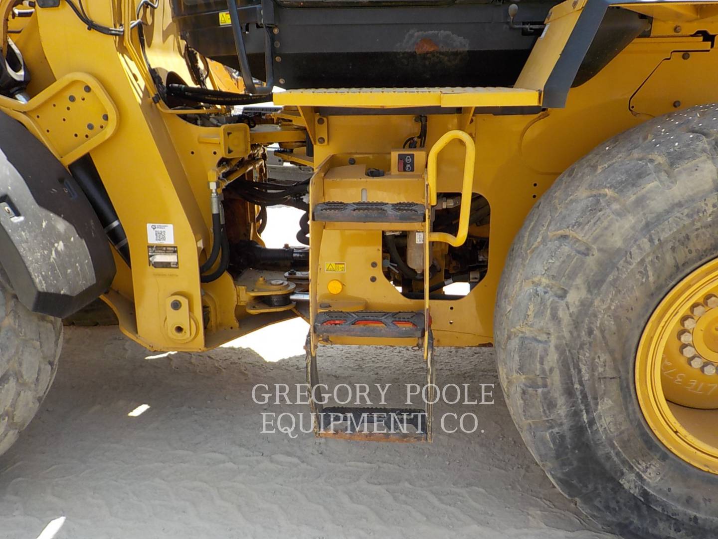 2017 Caterpillar 926M Wheel Loader