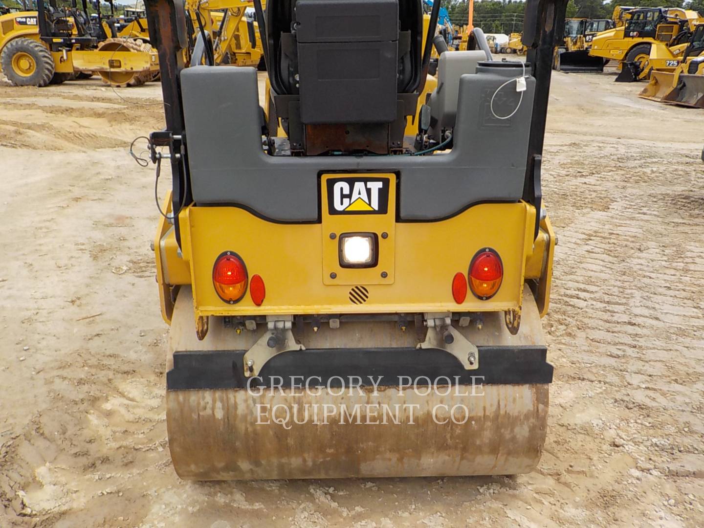 2019 Caterpillar CB24B Vibratory Double