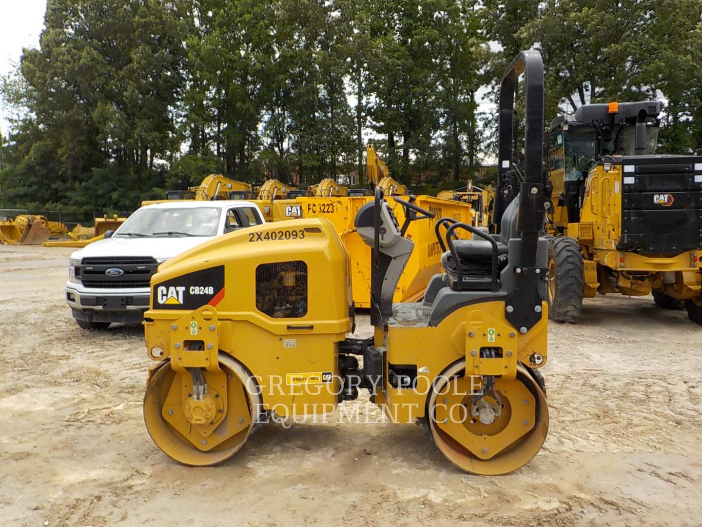 2019 Caterpillar CB24B Vibratory Double