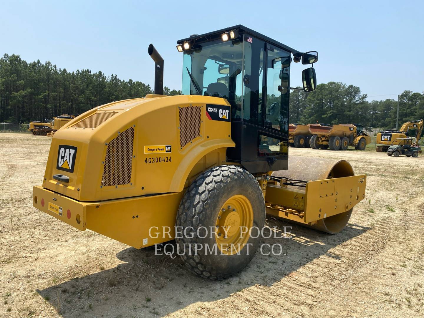 2020 Caterpillar CS44B Vibratory Single