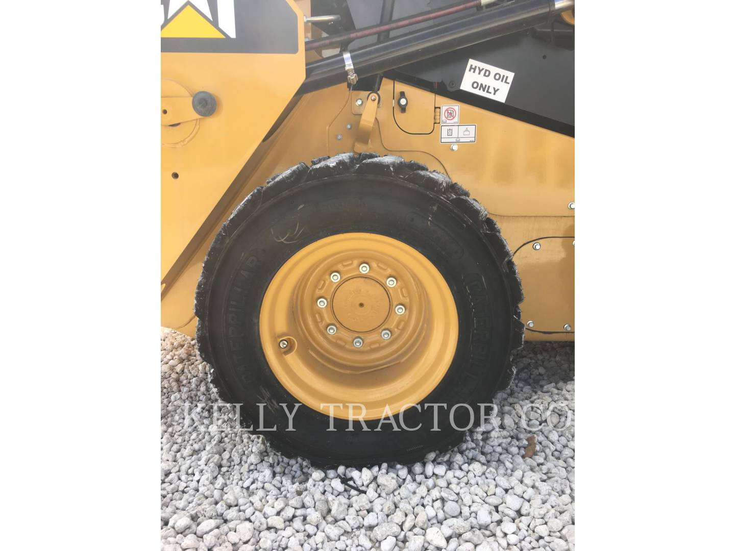 2017 Caterpillar 236 D Skid Steer Loader