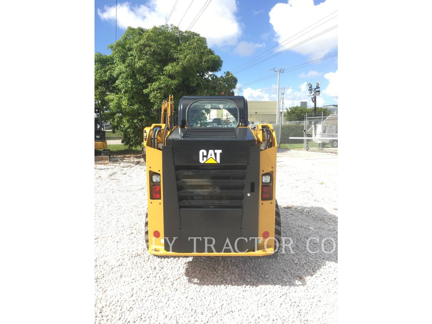 2017 Caterpillar 236 D Skid Steer Loader