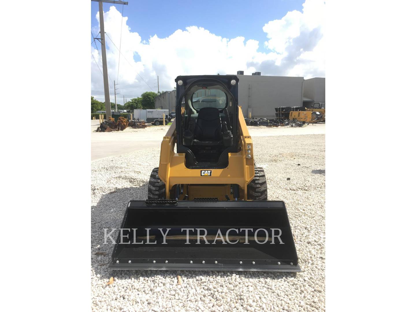 2017 Caterpillar 236 D Skid Steer Loader