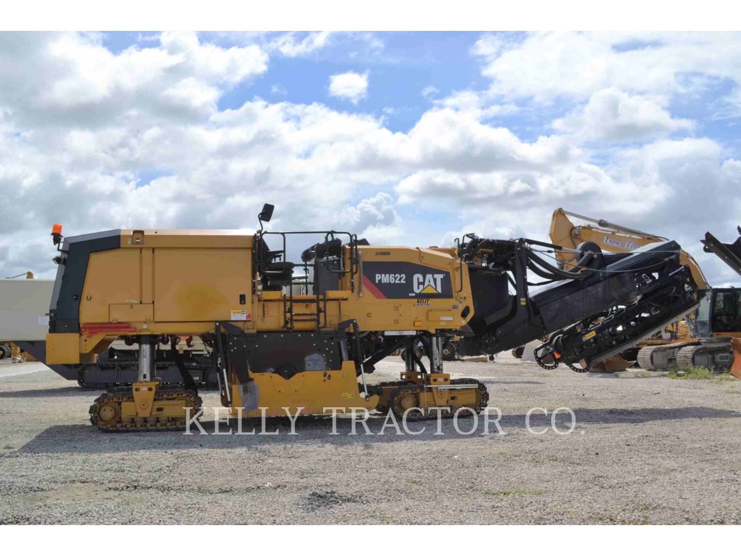 2017 Caterpillar PM 622 Cold Planer