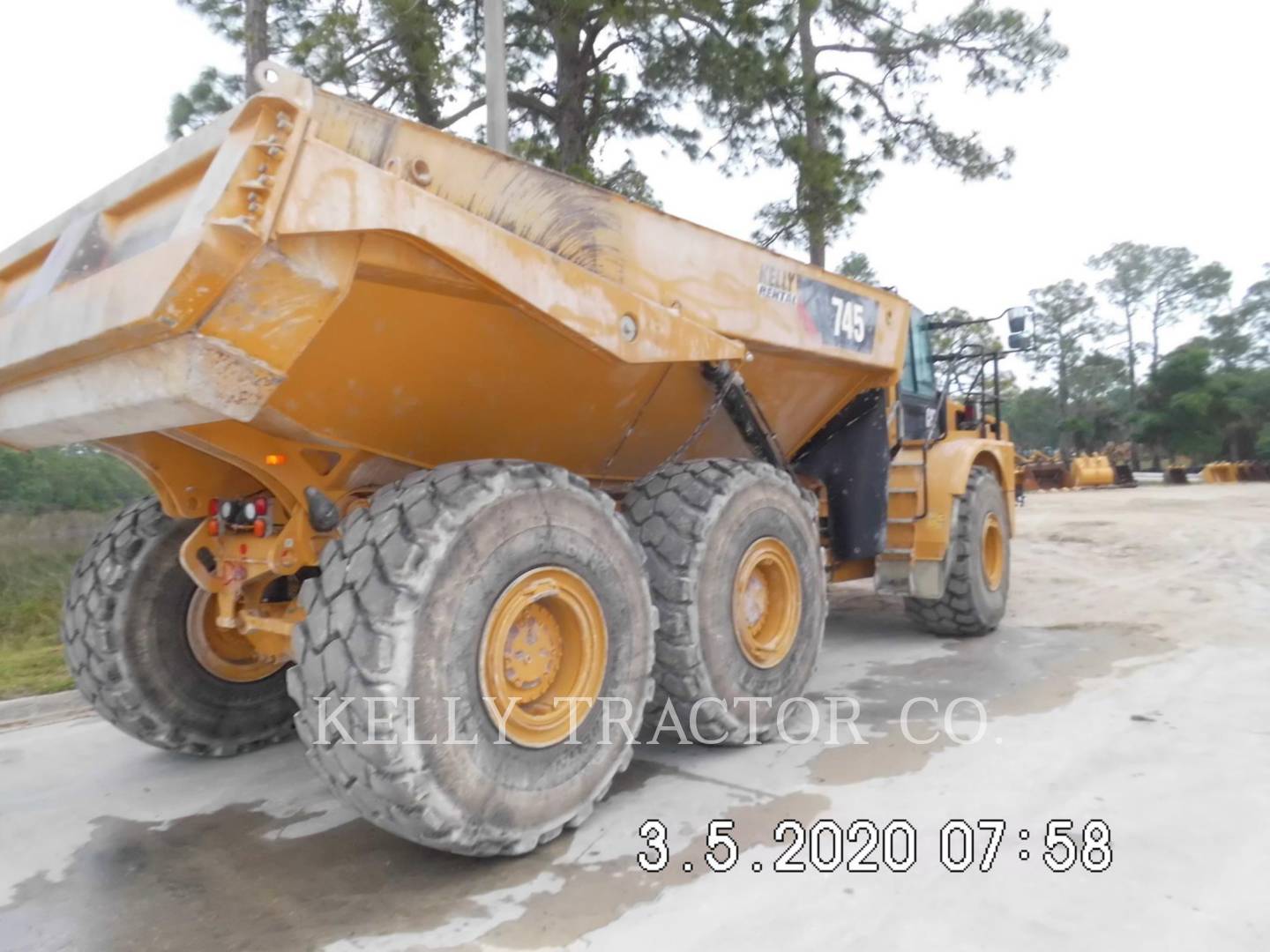 2019 Caterpillar 745 Articulated Truck