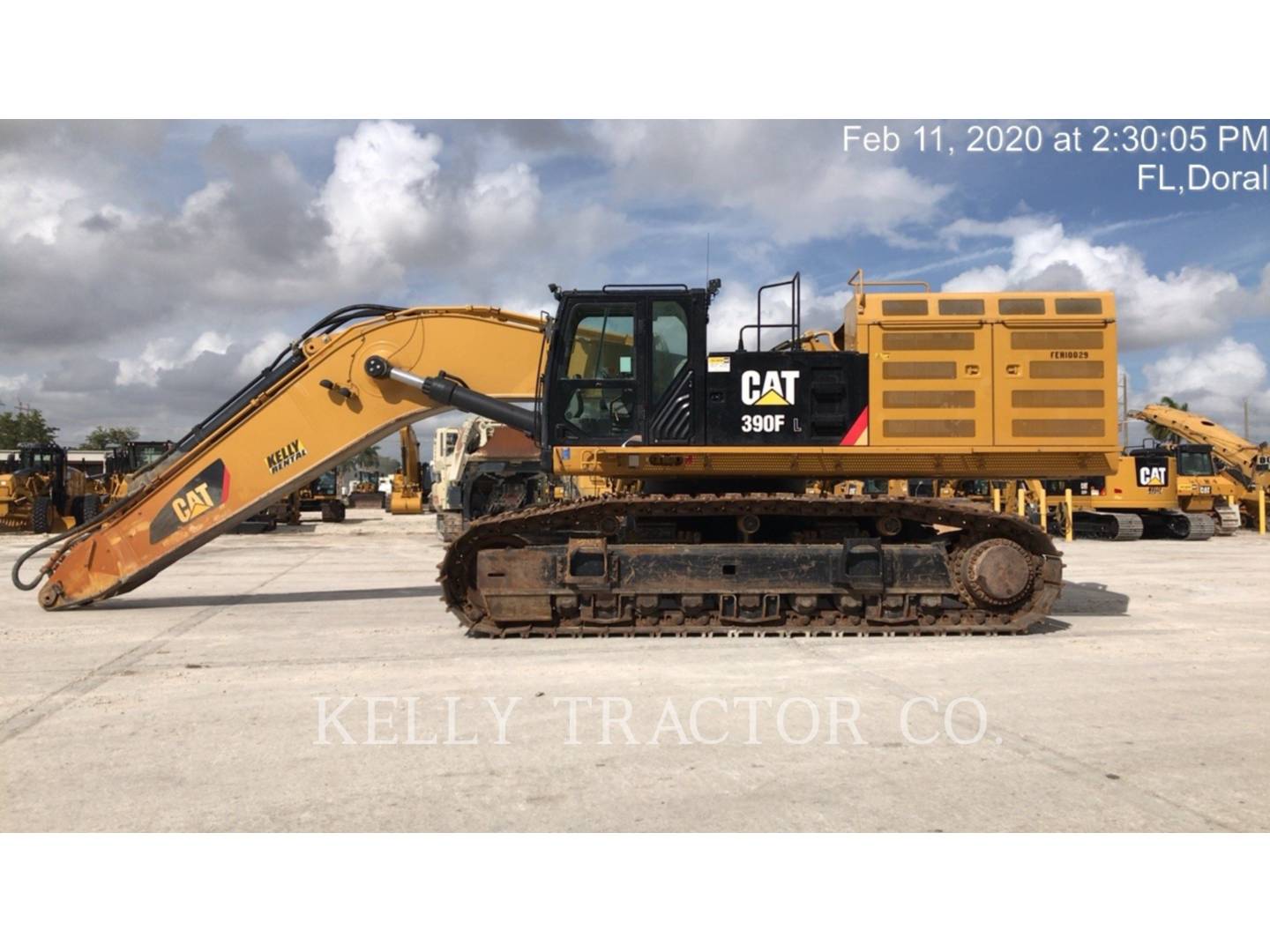 2017 Caterpillar 390FL Excavator