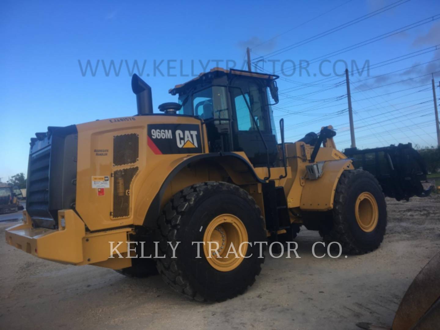 2017 Caterpillar 966M Wheel Loader