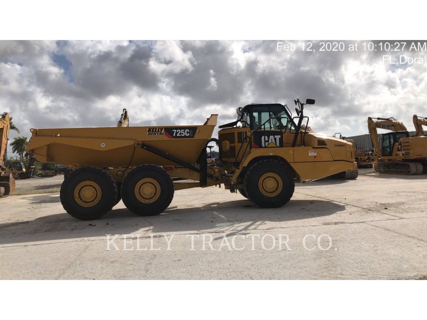 2020 Caterpillar 725C2 Articulated Truck