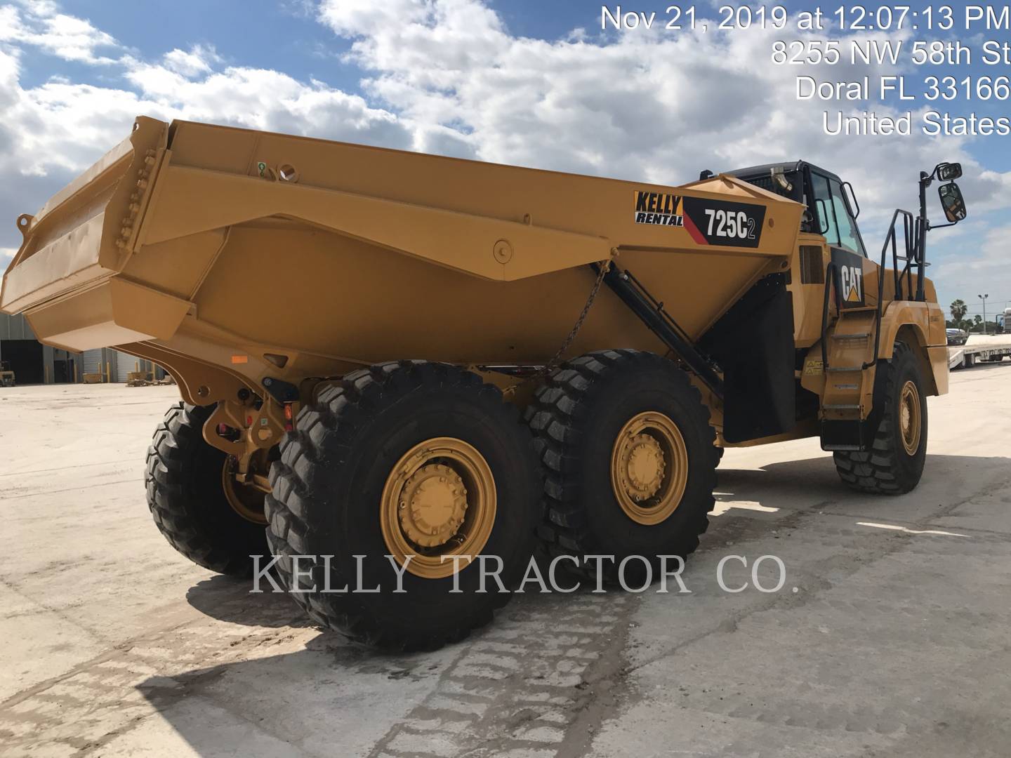 2019 Caterpillar 725C2 Articulated Truck