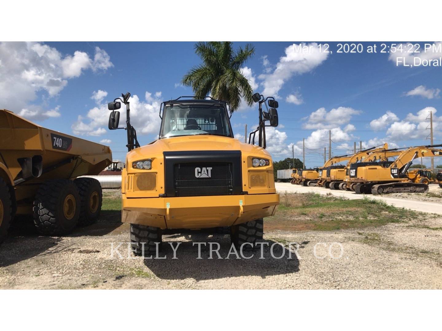 2020 Caterpillar 725C2 Articulated Truck