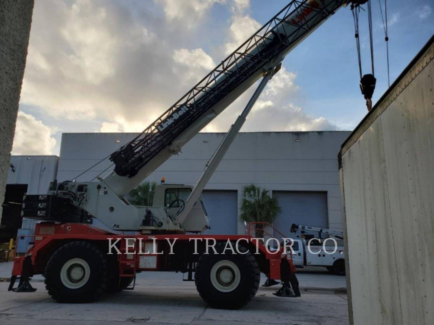 2009 Misc RTC-8090 Crane