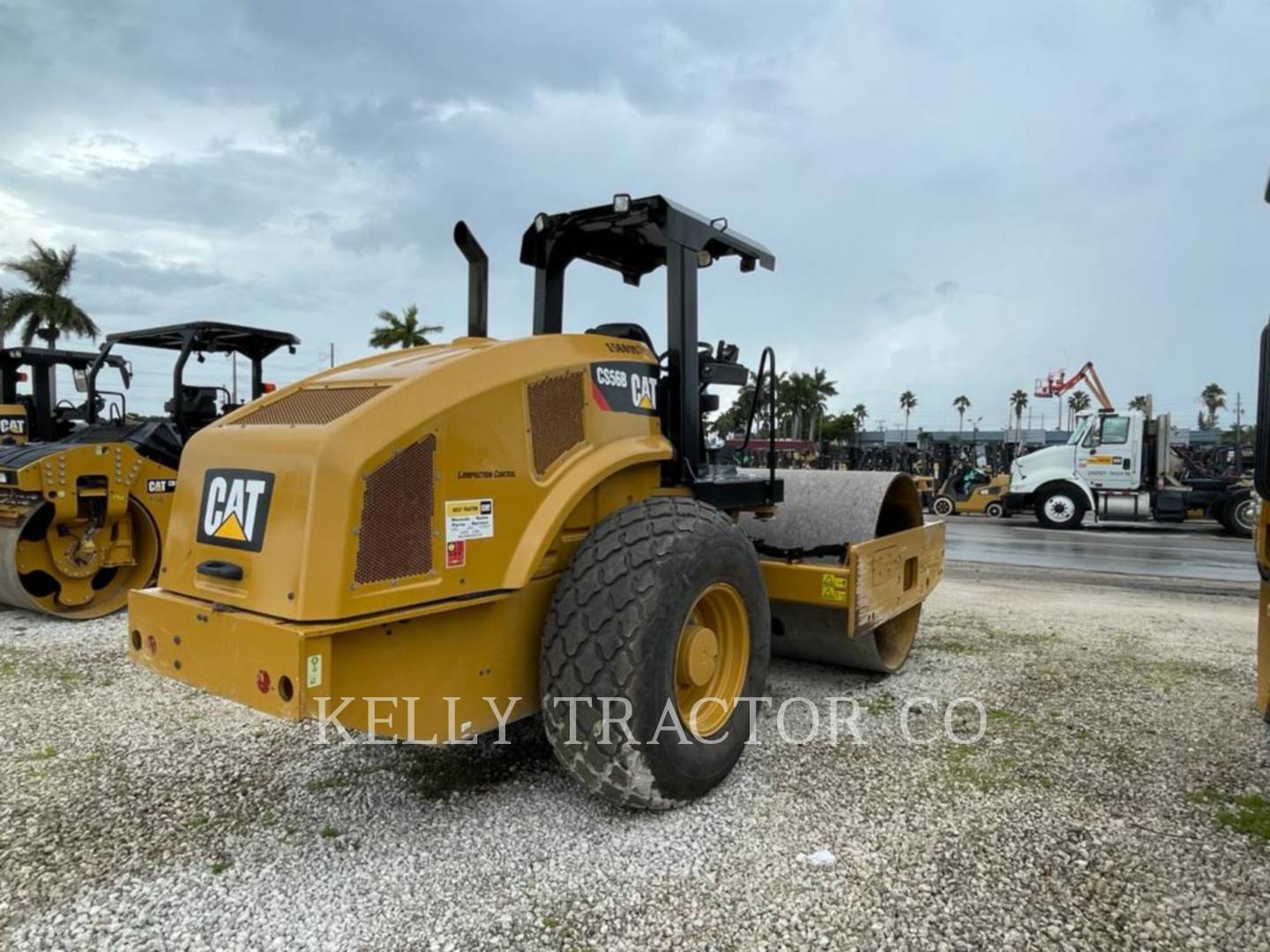 2019 Caterpillar CS 56 B Vibratory Single