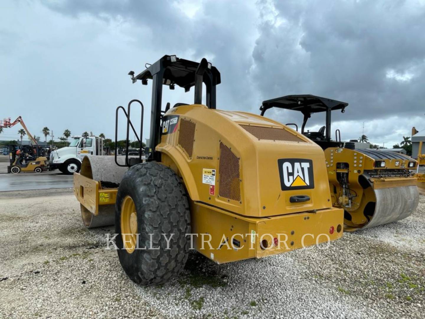 2019 Caterpillar CS 56 B Vibratory Single