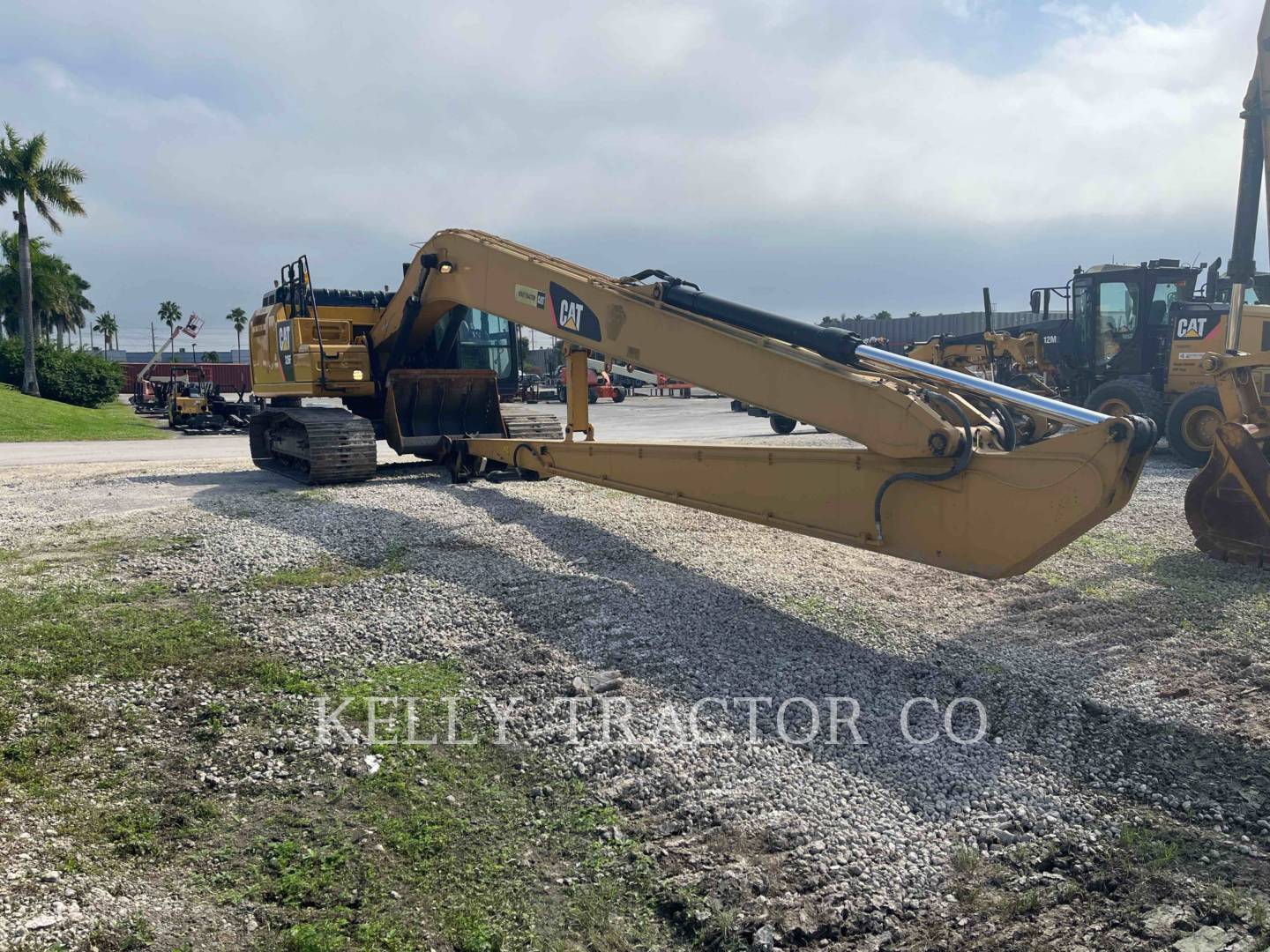 2016 Caterpillar 326FL Excavator