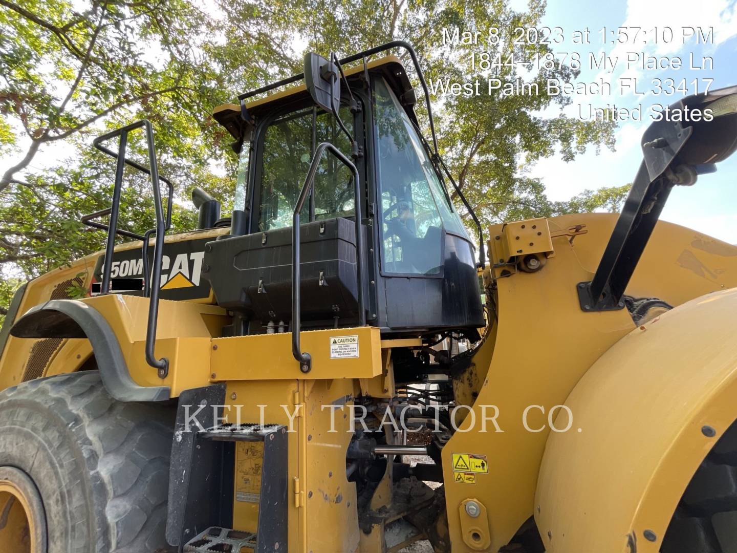 2017 Caterpillar 950M Wheel Loader