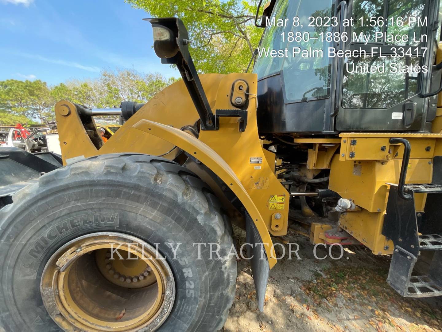 2017 Caterpillar 950M Wheel Loader