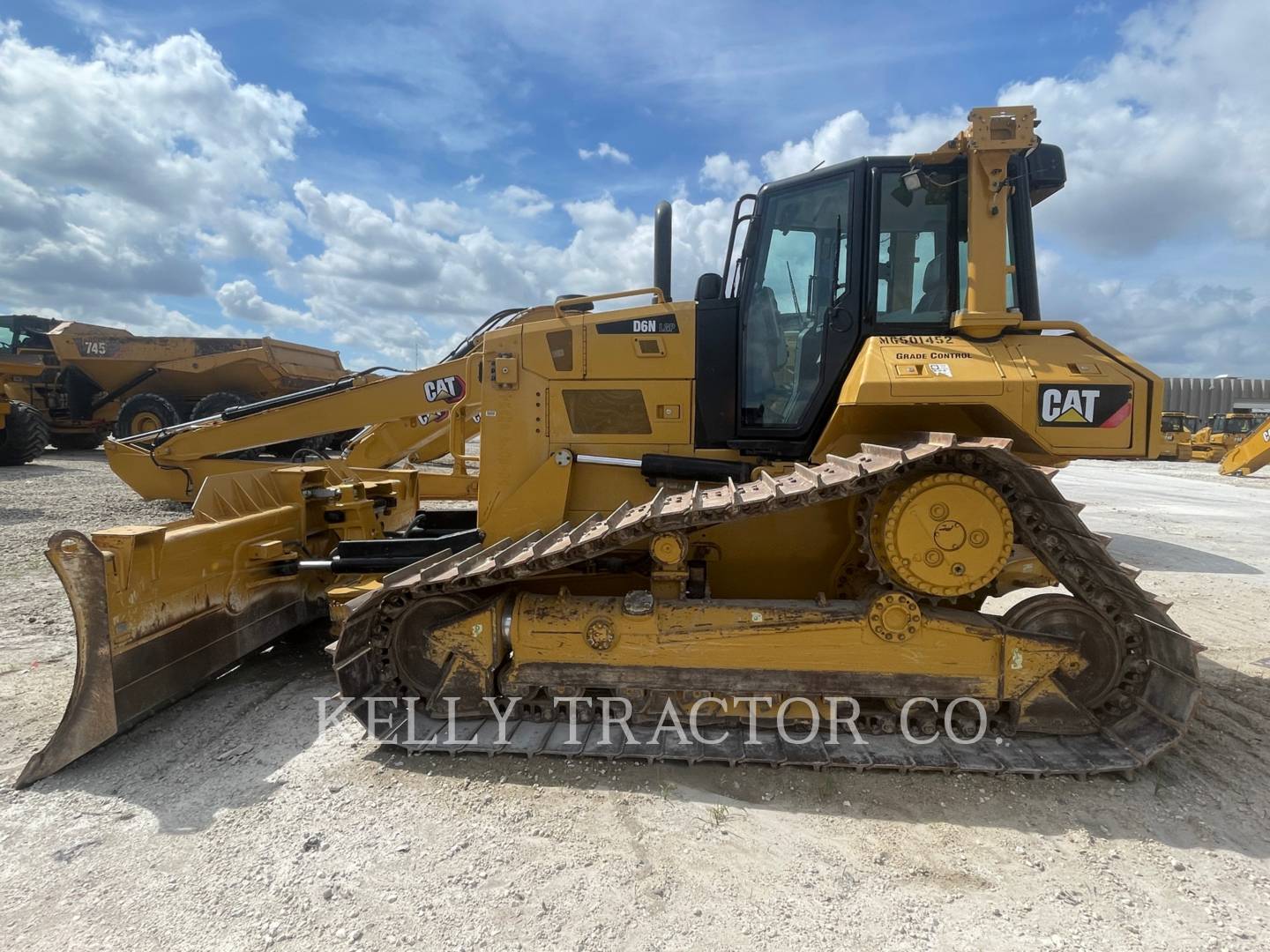 2018 Caterpillar D6NLGP Dozer