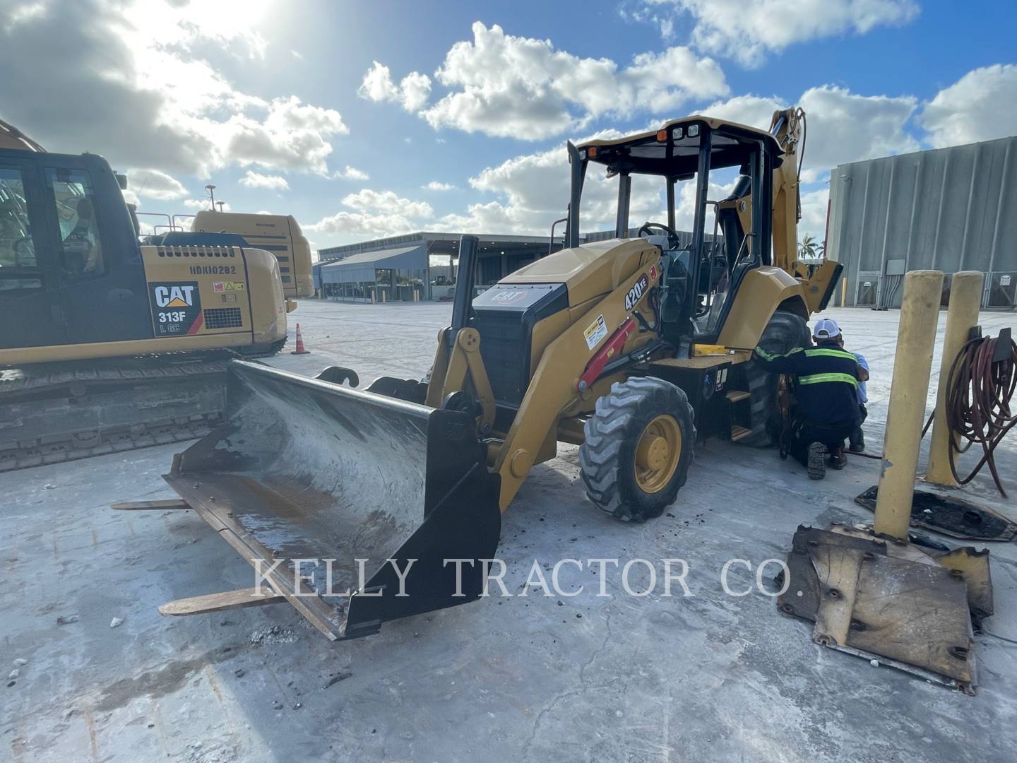 2021 Caterpillar 420-07XE Tractor Loader Backhoe