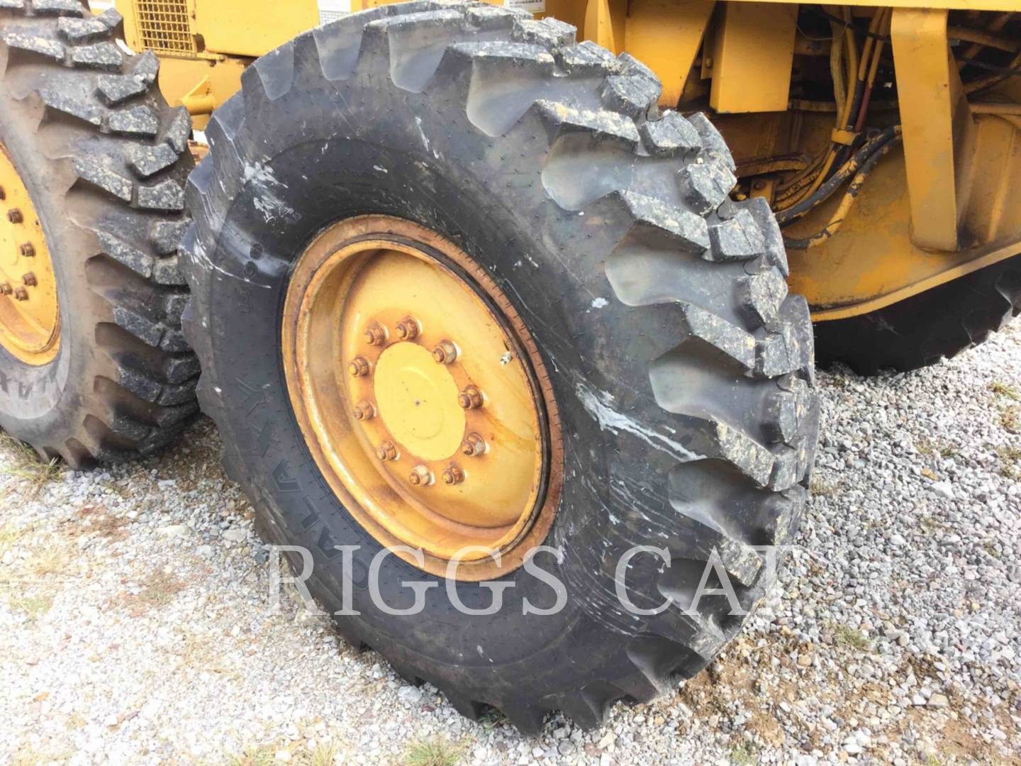 1983 Caterpillar 120G Grader - Road