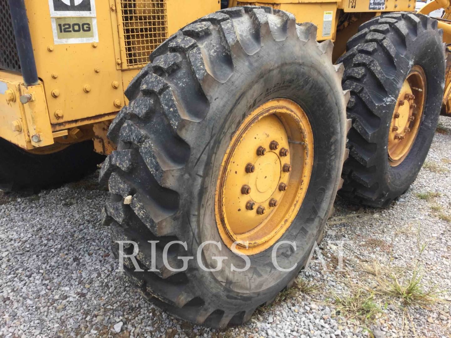 1983 Caterpillar 120G Grader - Road