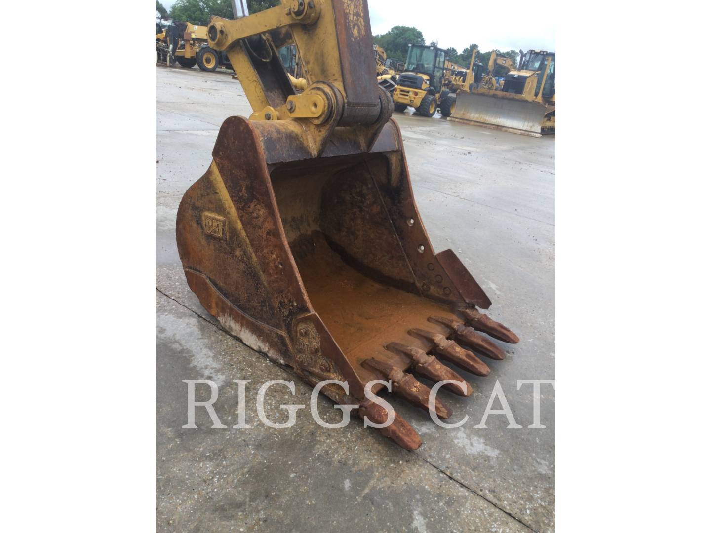 2017 Caterpillar 326 9T Excavator