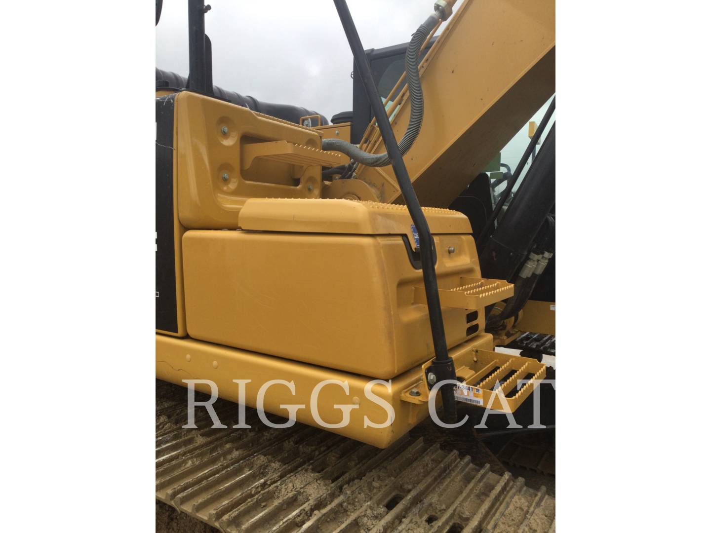 2017 Caterpillar 326 9T Excavator