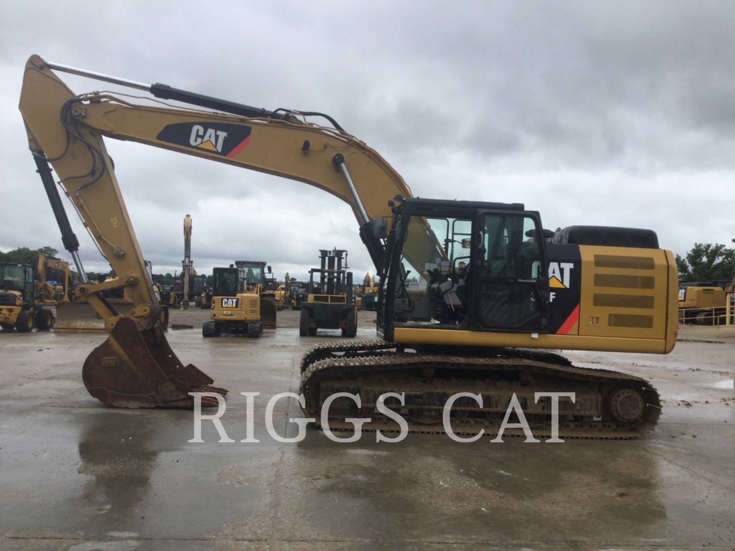 2017 Caterpillar 326 9T Excavator