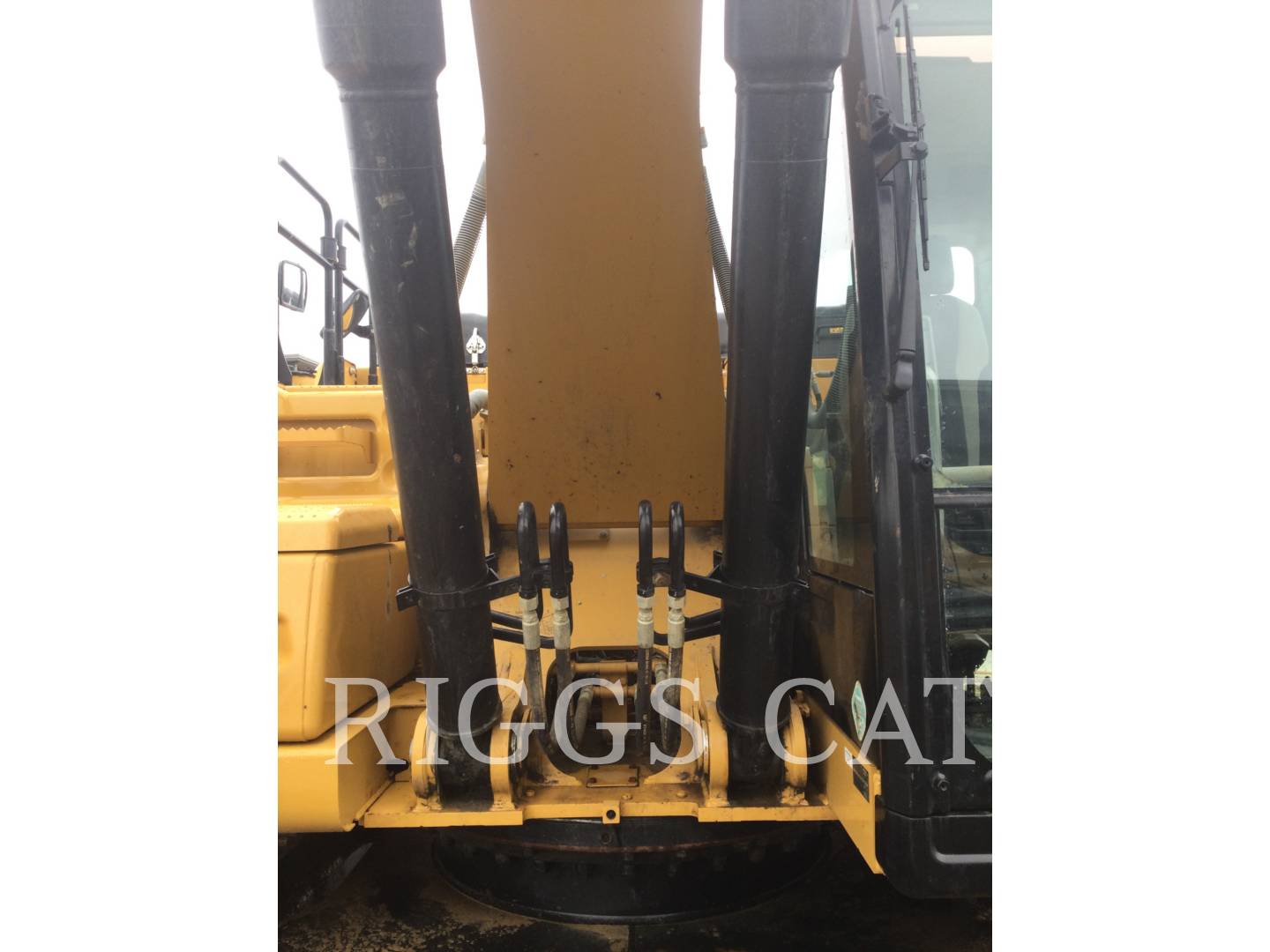 2017 Caterpillar 326 9T Excavator