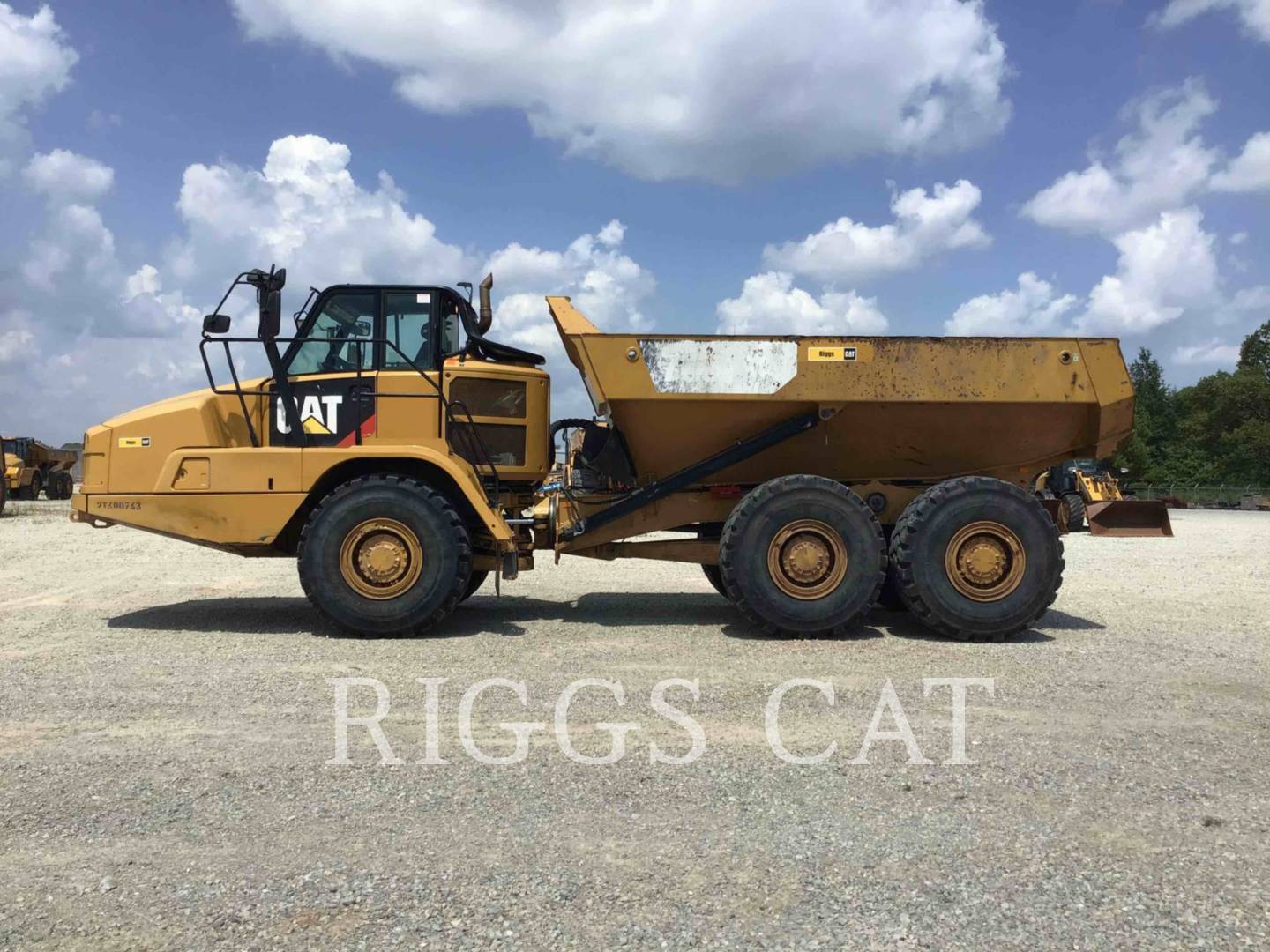 2017 Caterpillar 730 Articulated Truck