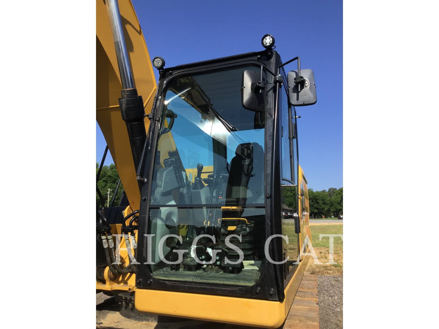 2019 Caterpillar 32007 Excavator