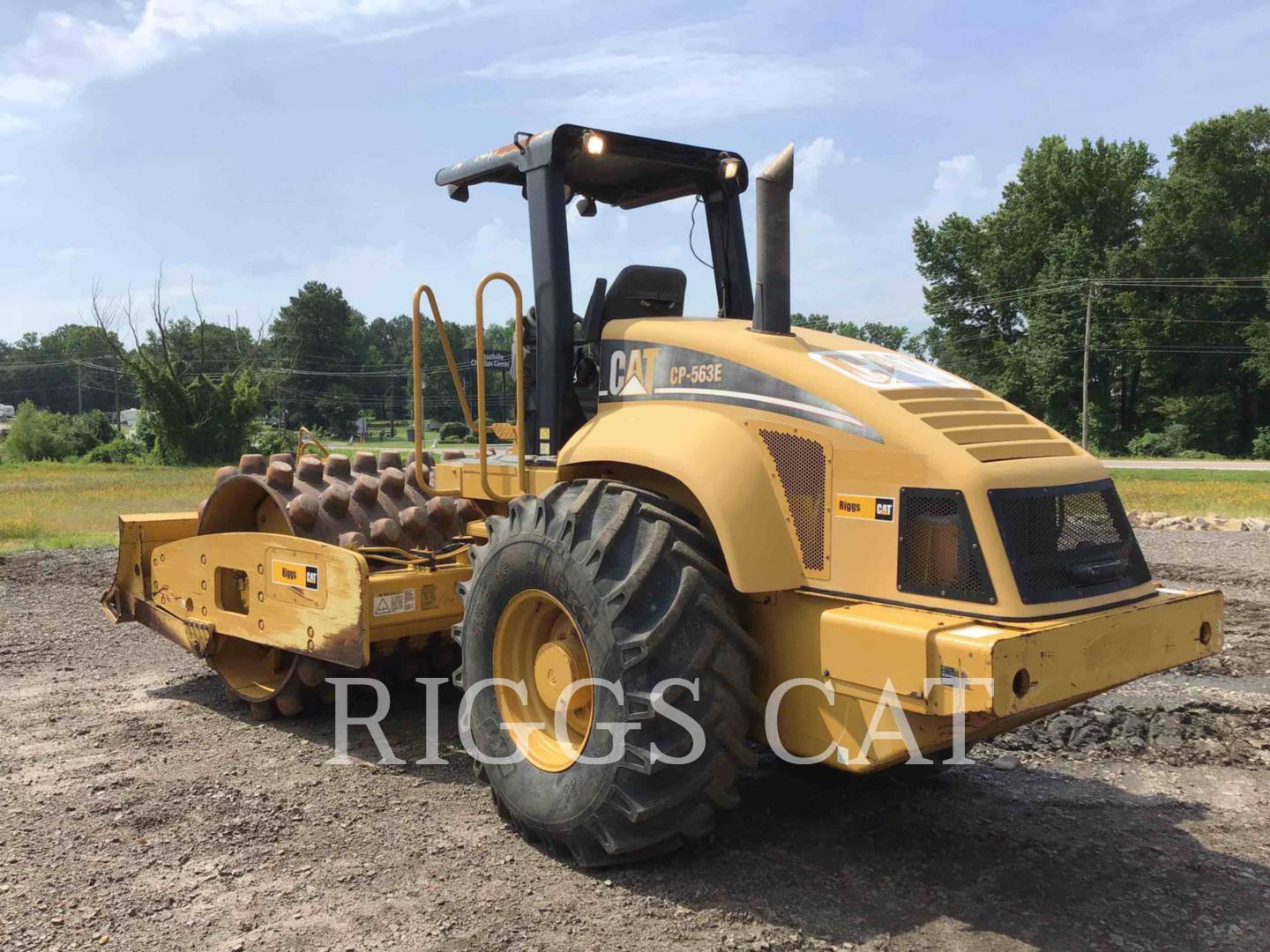 2007 Caterpillar CP563E Compactor