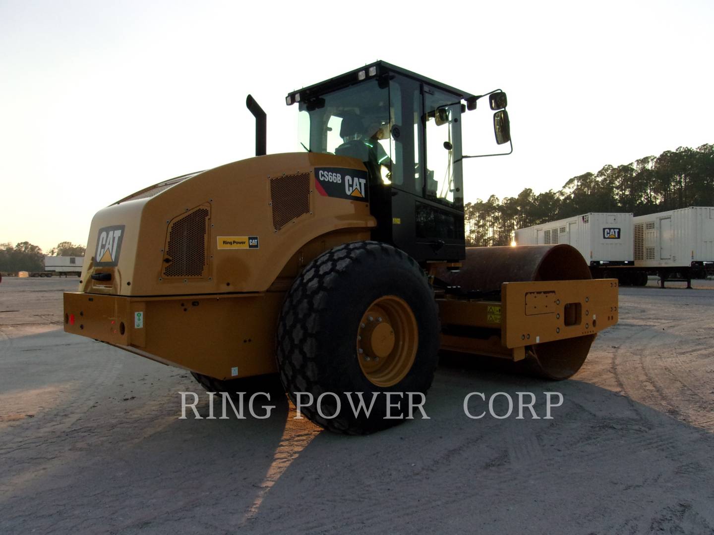 2015 Caterpillar CS66BCAB Vibratory Double