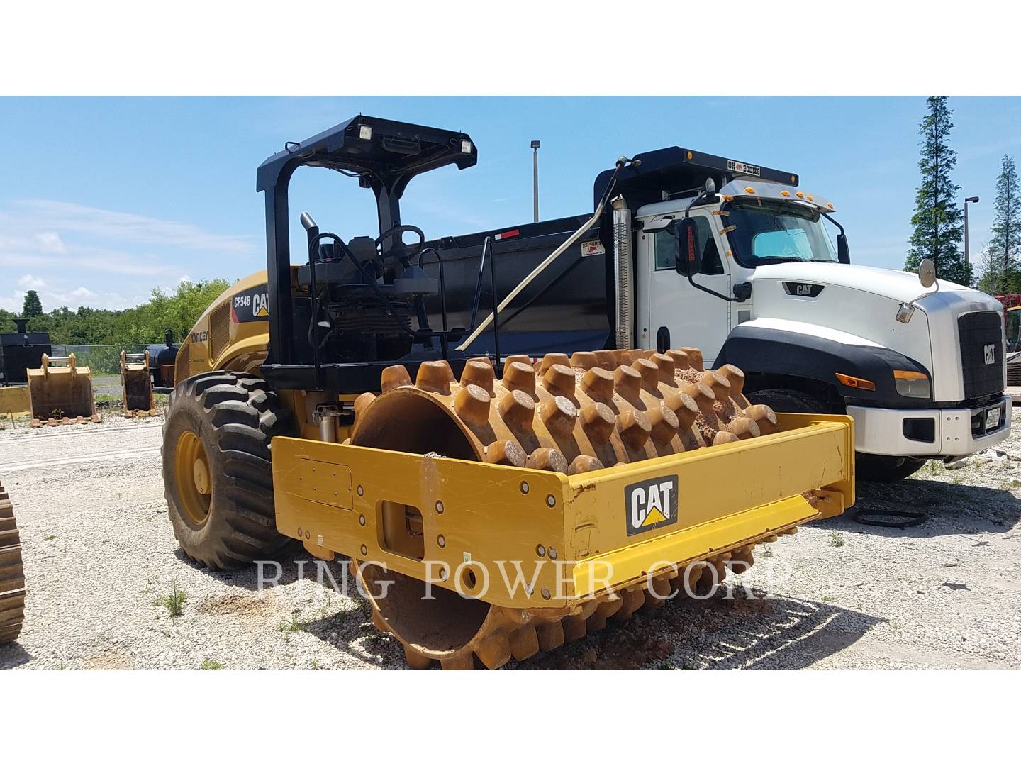 2017 Caterpillar CP54B Vibratory Double