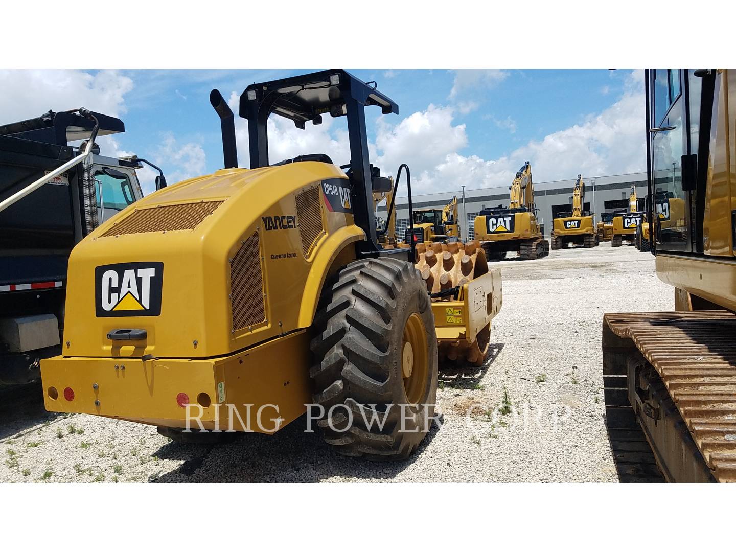 2017 Caterpillar CP54B Vibratory Double