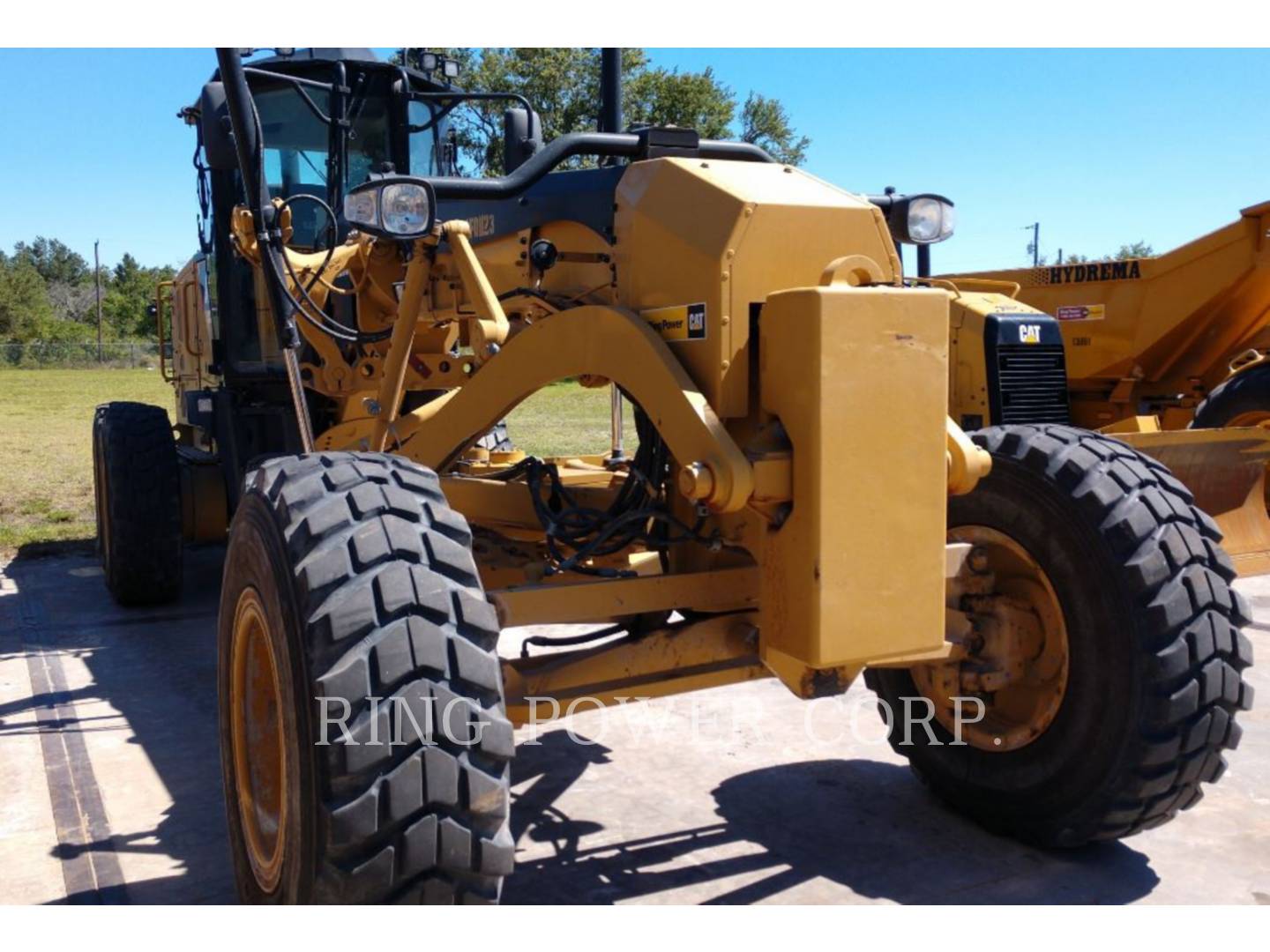 2019 Caterpillar 12M3 CS Grader - Road