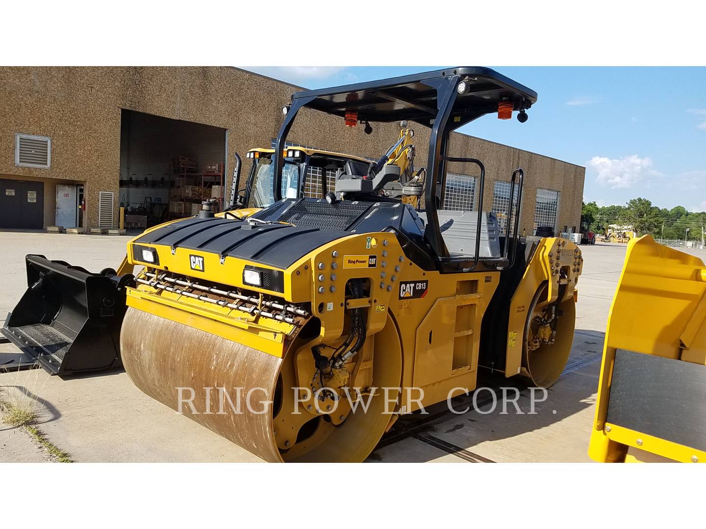 2019 Caterpillar CB13 OSC Vibratory Double