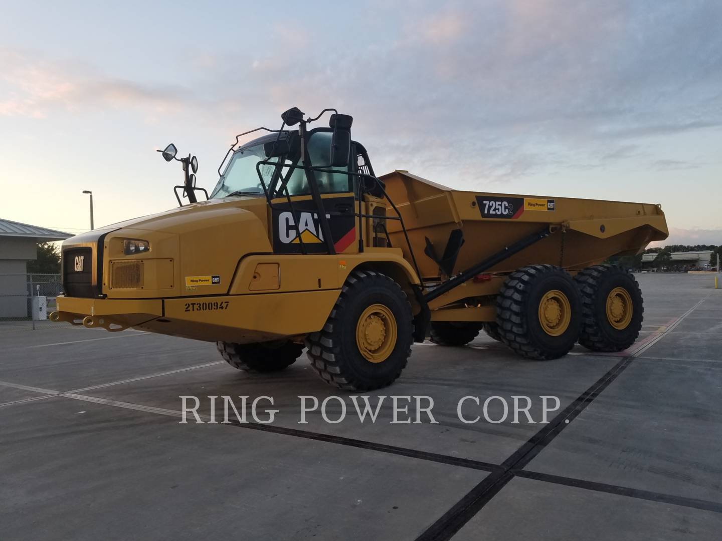 2019 Caterpillar 725C2TG Articulated Truck