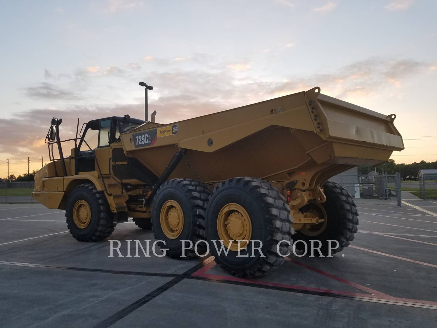 2019 Caterpillar 725C2TG Articulated Truck