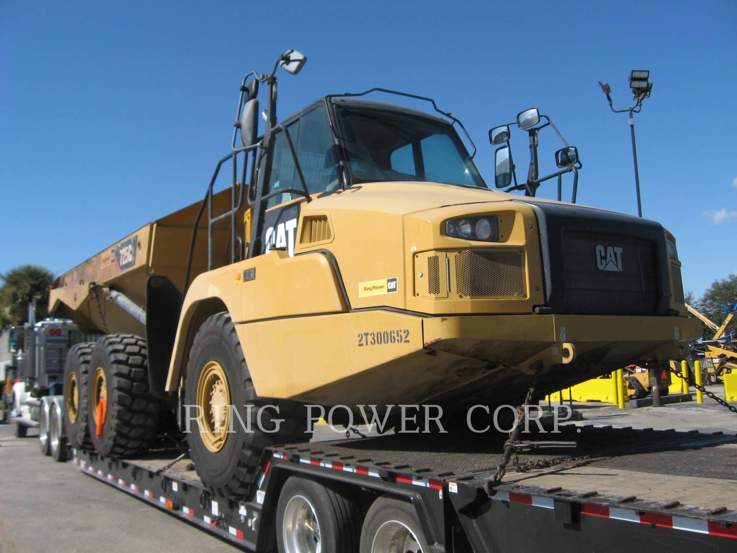 2018 Caterpillar 725C2TG Articulated Truck