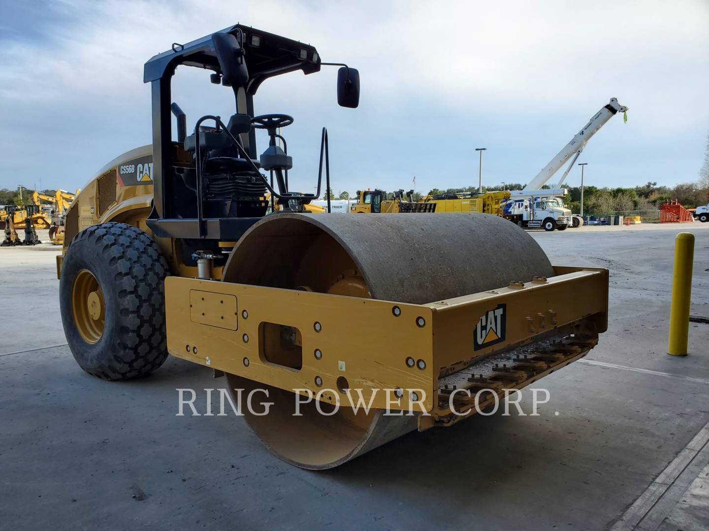 2016 Caterpillar CS56B Vibratory Double