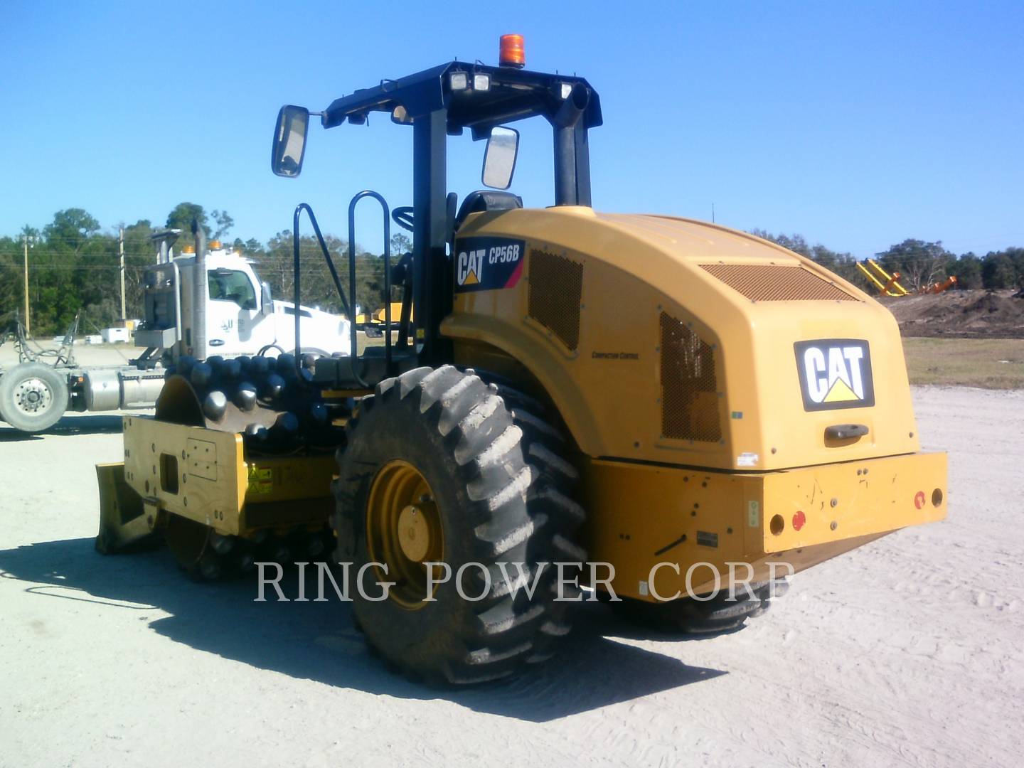 2016 Caterpillar CP56B Vibratory Double